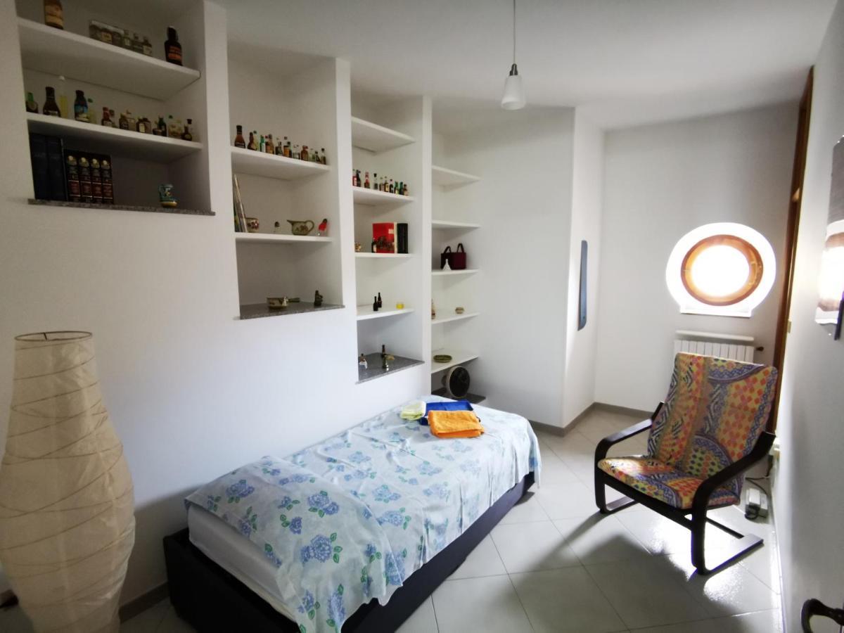 Dimora Alla Villa ออสตูนี ภายนอก รูปภาพ